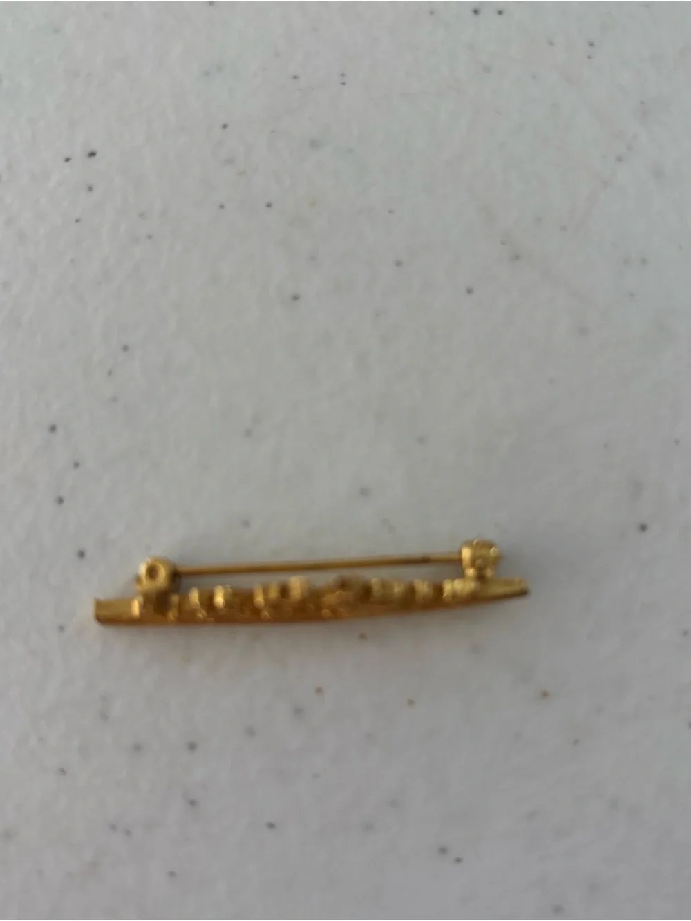 Gold Ship Brooch Pin – Elegant Women’s Jewelry Accent